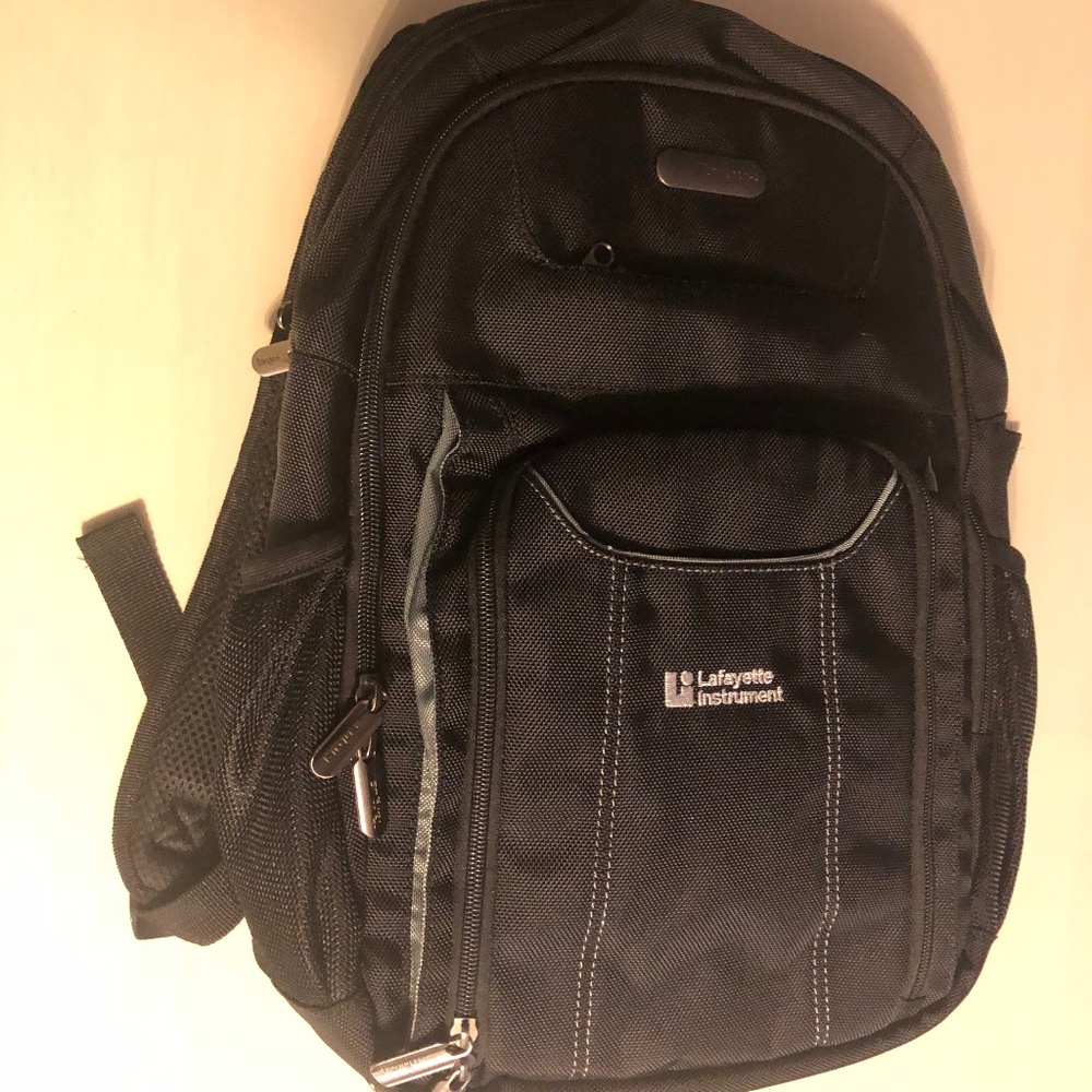 Targus Backpack with Laptop Section & Several Storage Sections (Great Condition)